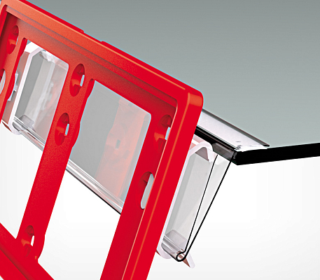 Универсальная клипса для крепления рамок на ценникодержатели